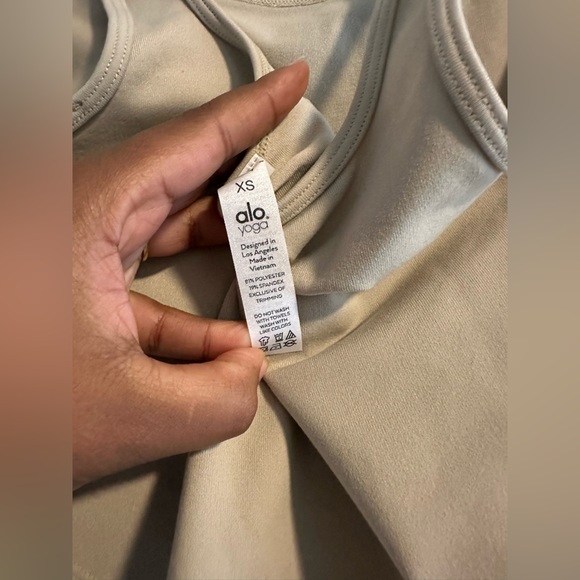 Alo Sleek Back Bodysuit. XS size . New with tags - Picture 8 of 10